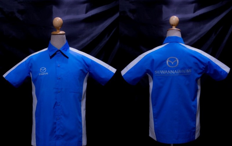 เสื้อช็อปและชุดยูนิฟอร์ม