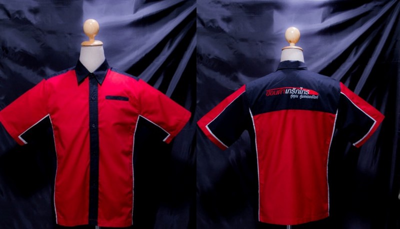 เสื้อช็อปและชุดยูนิฟอร์ม